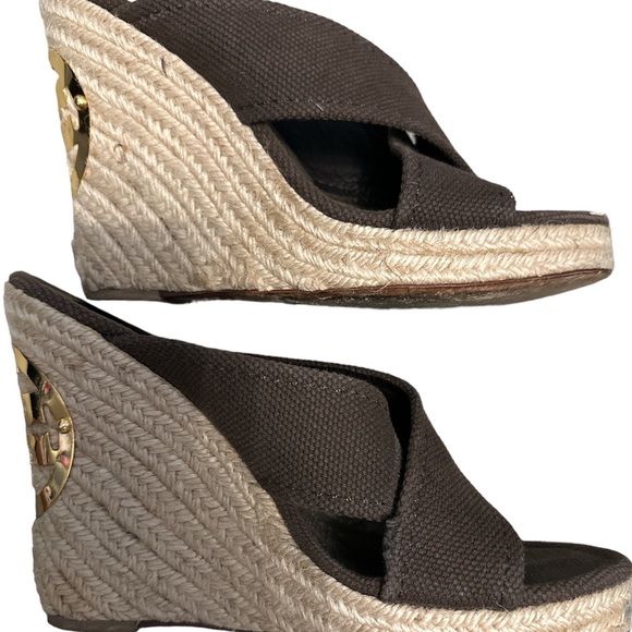 TORY BURCH Kristen Wedge Canvas Brown Tan Gold Logo Women Size 9.5 - Picture 5 of 8